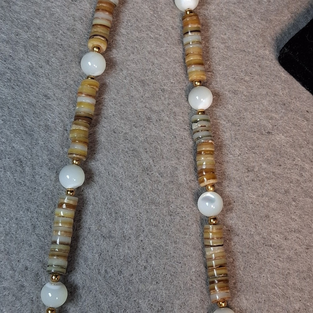 Vintage Mother of Pearl Abalone Shell Horse Head Inlay Necklace Heishe Beaded - Picture 7 of 10